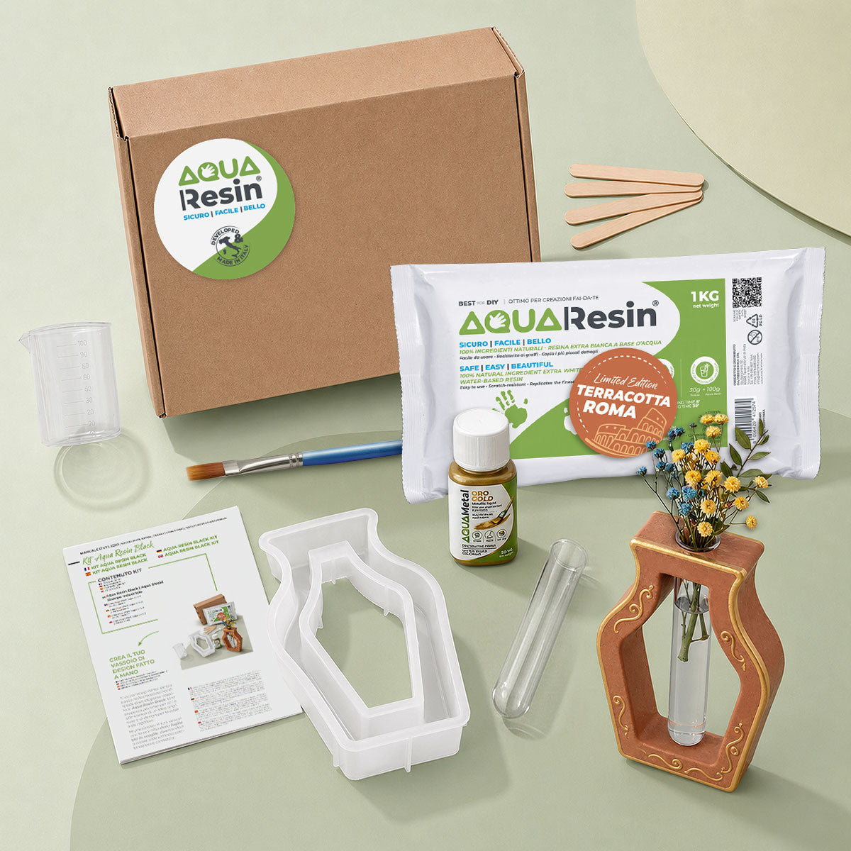 Decorative Flower Holder with Vial – Aqua Kit