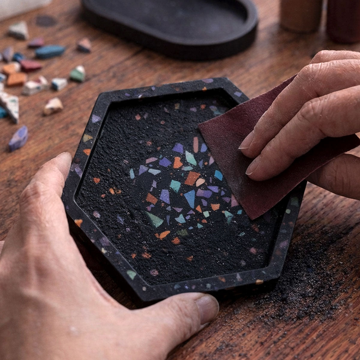 Aqua Terrazzo Kit [Lava Black]: Elegance and Unique Design with Colored Chips
