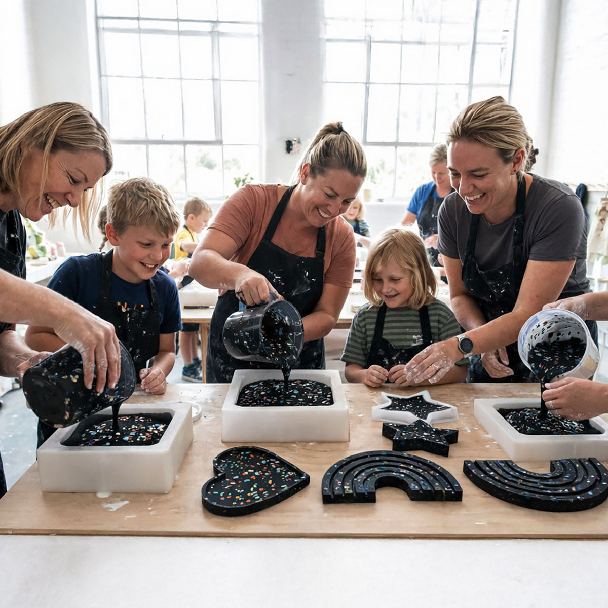 Aqua Terrazzo Kit [Lava Black]: Elegance and Unique Design with Colored Chips