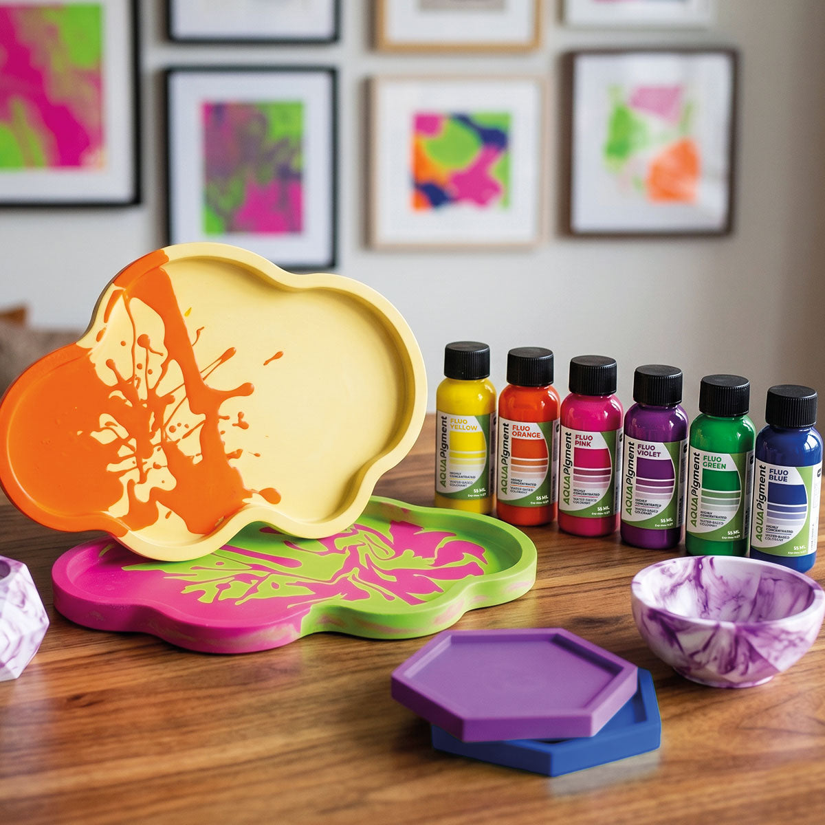 Aqua Pigment – Fluorescent Colour Set, 6 Colours for Aqua Resin and Plaster