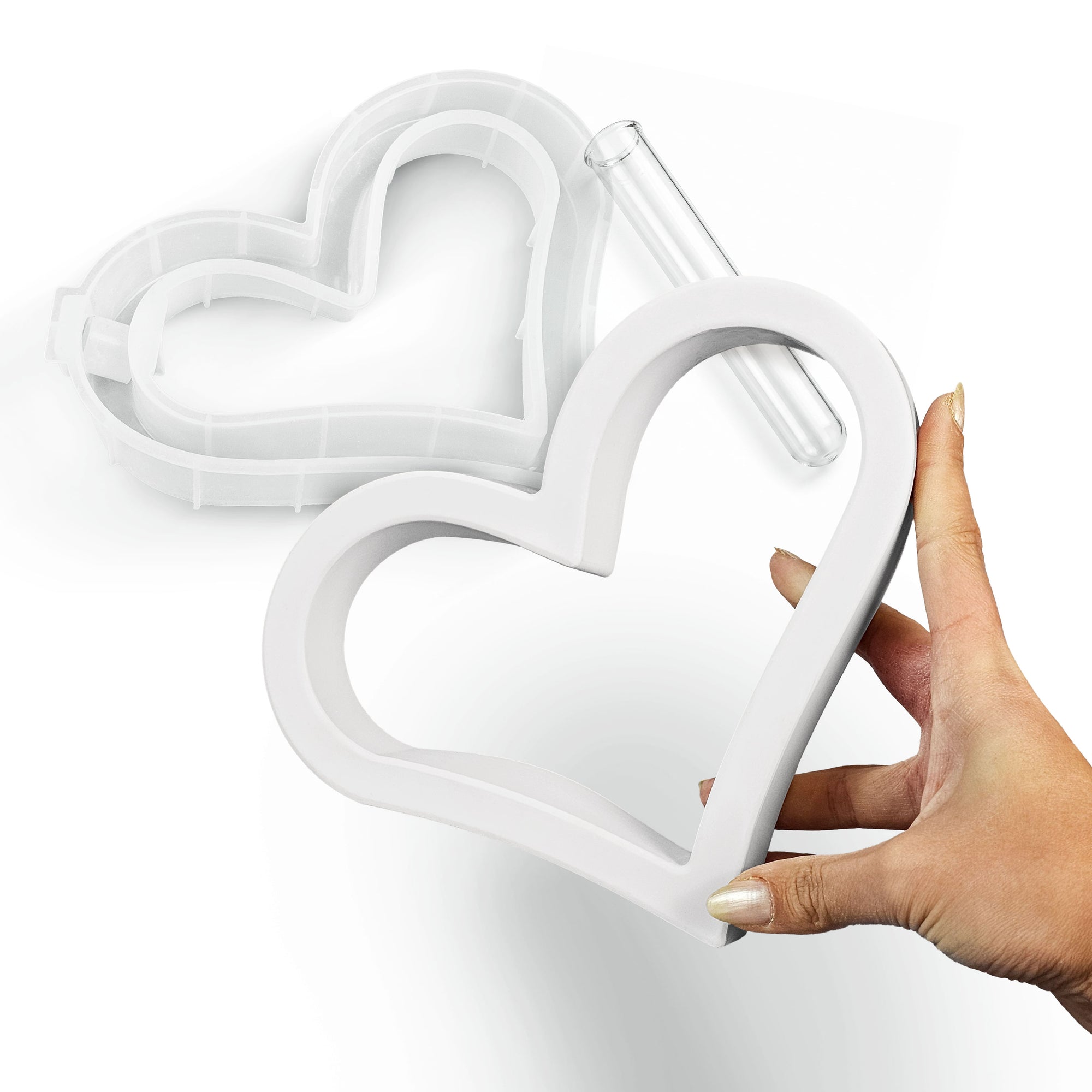 Hanging Heart Mold – Heart-Shaped Hydroponic Vase